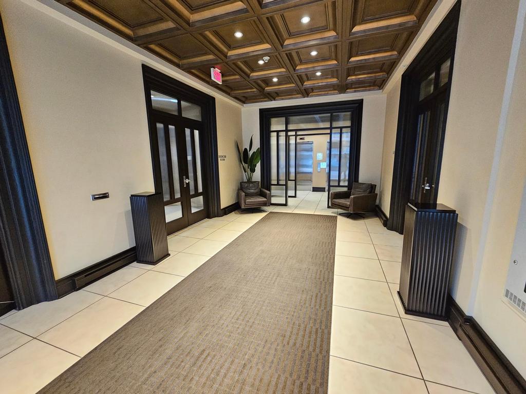 Listing Image for R3110435