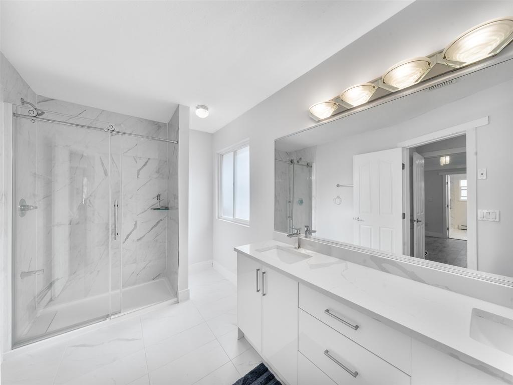 Listing Image for R3110436