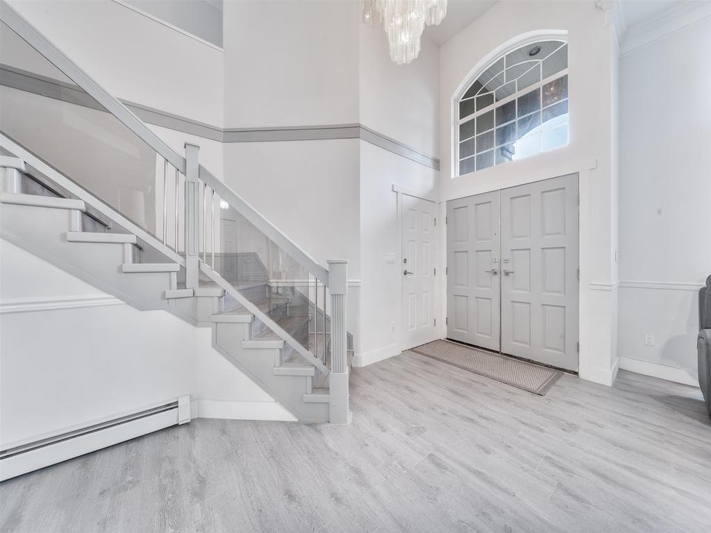 Listing Image for R3110436