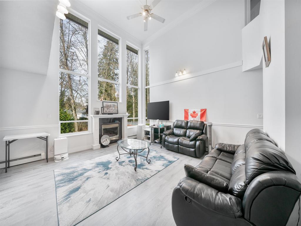 Listing Image for R3110436