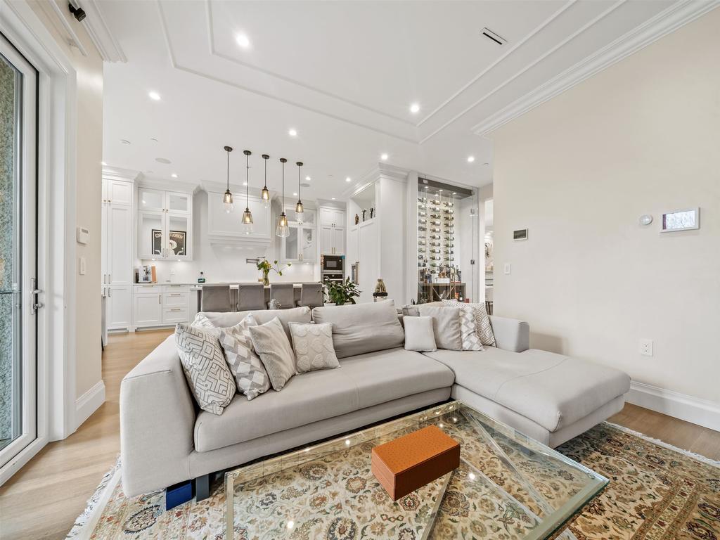 Listing Image for R3110441