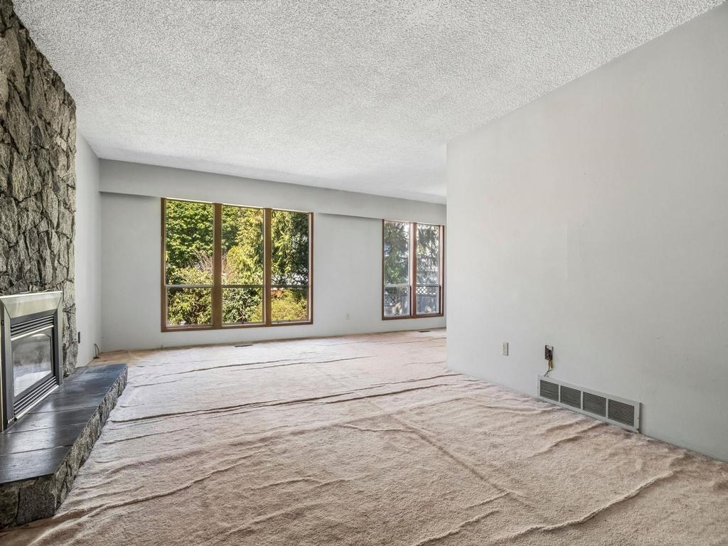 Listing Image for R3110443