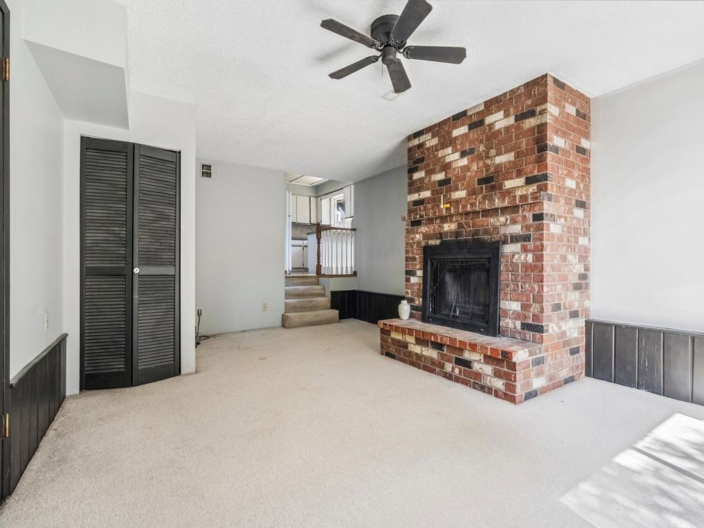 Listing Image for R3110443