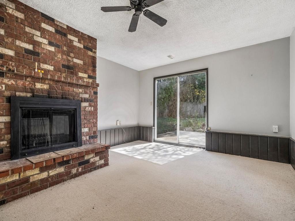 Listing Image for R3110443