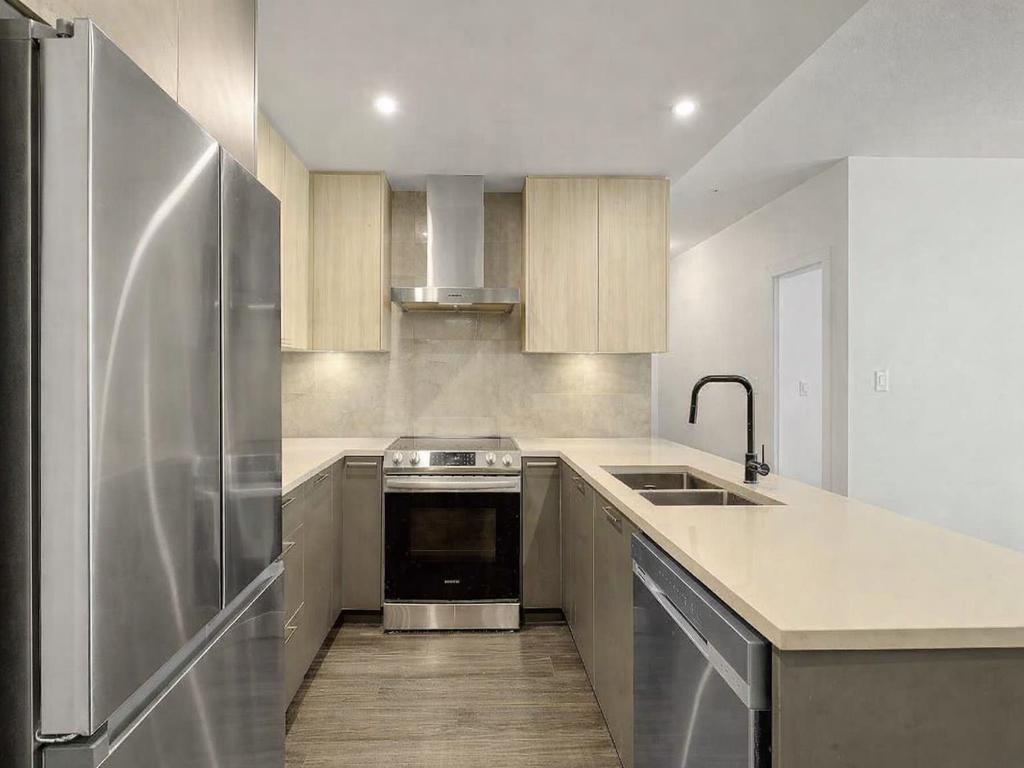 Listing Image for R3110446