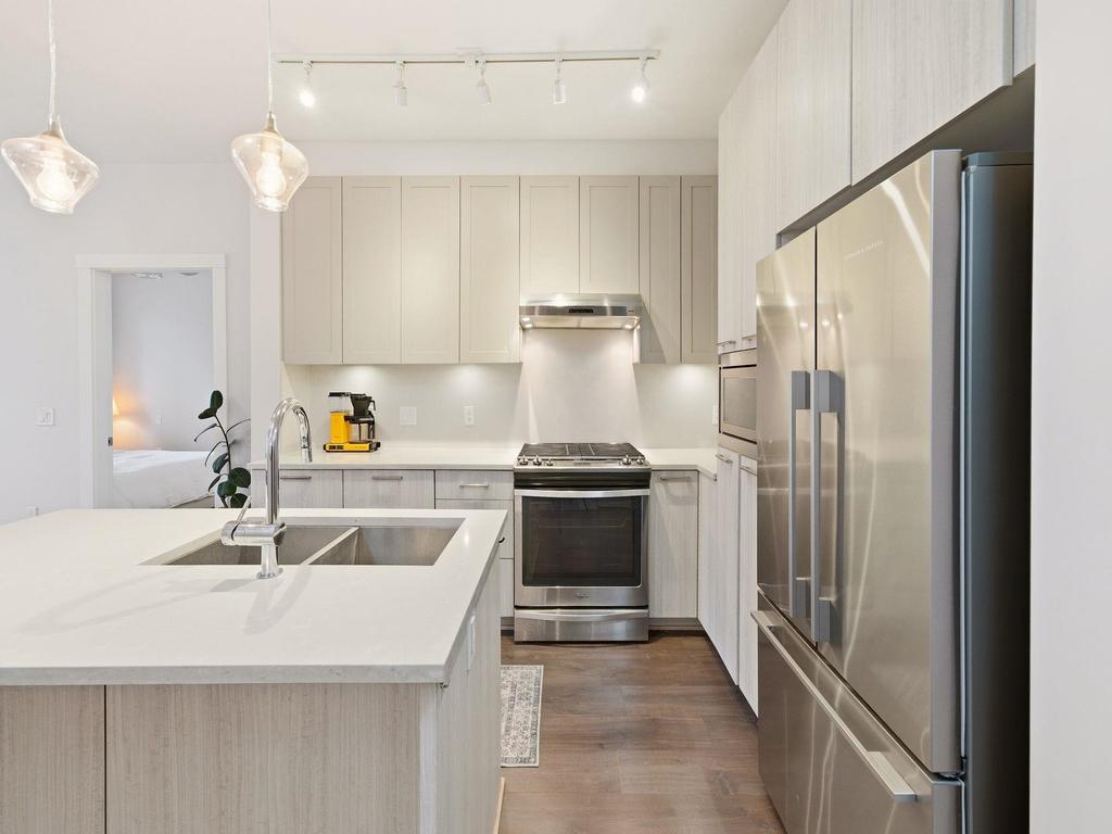 Listing Image for R3110450