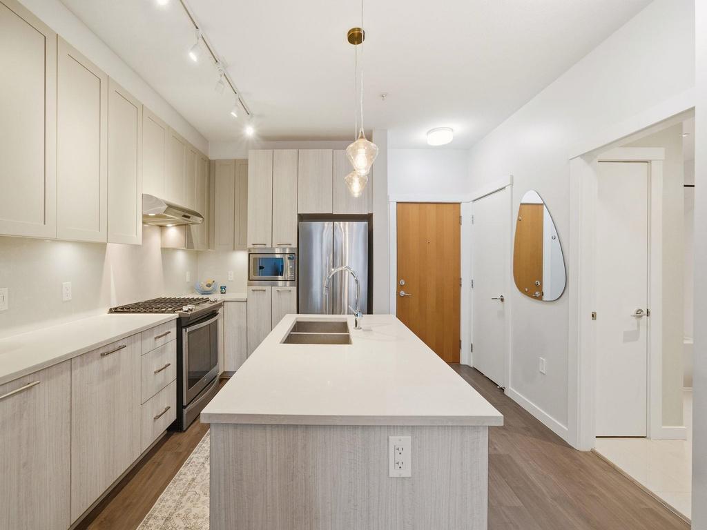 Listing Image for R3110450