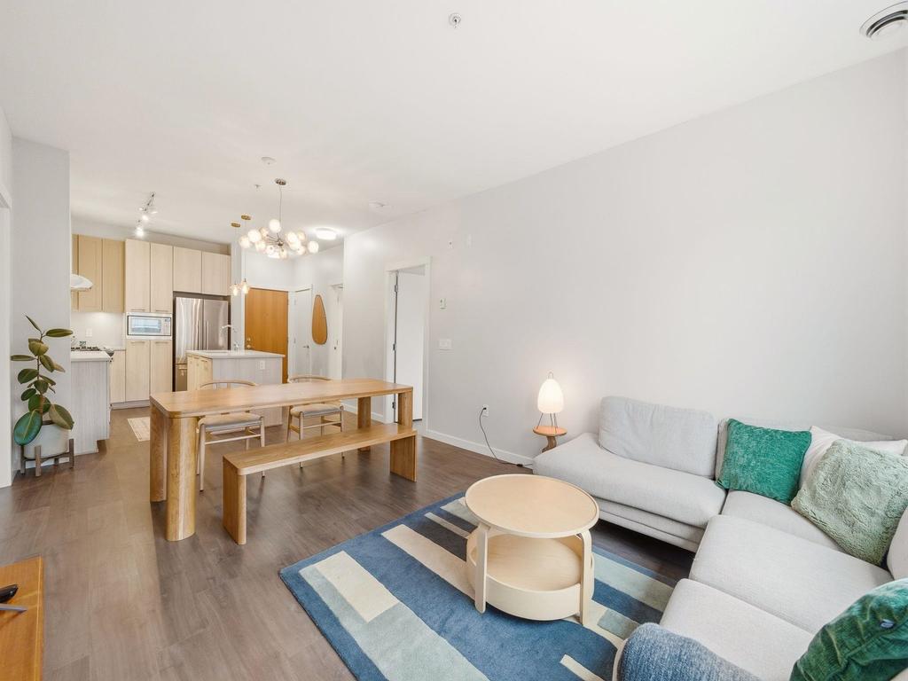 Listing Image for R3110450