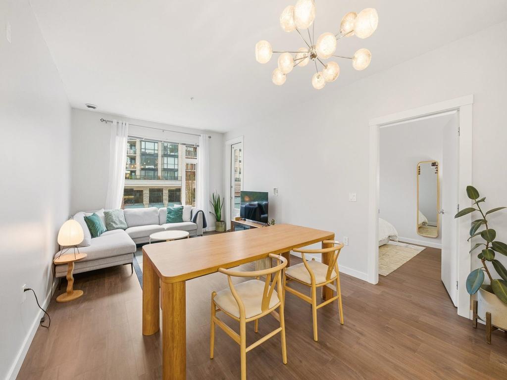 Listing Image for R3110450