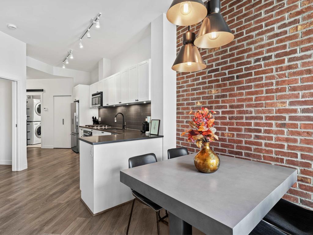 Listing Image for R3110453