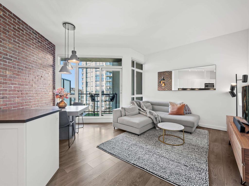 Listing Image for R3110453