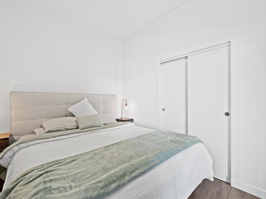 Listing Image for R3110453