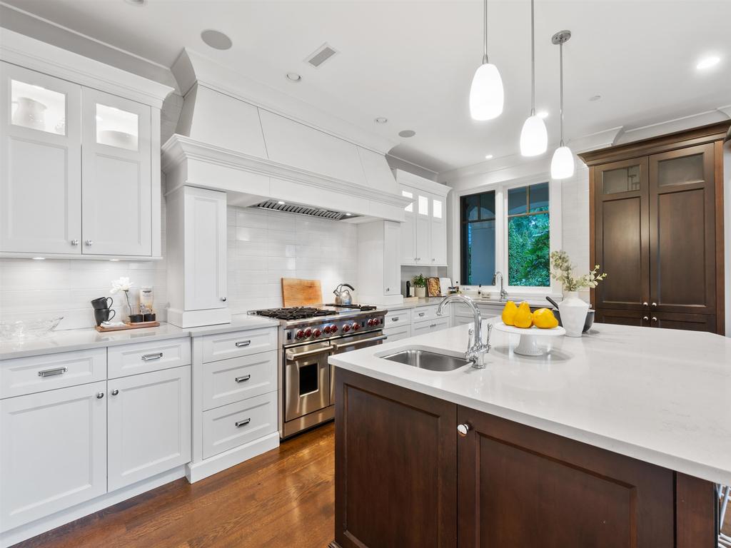 Listing Image for R3110457