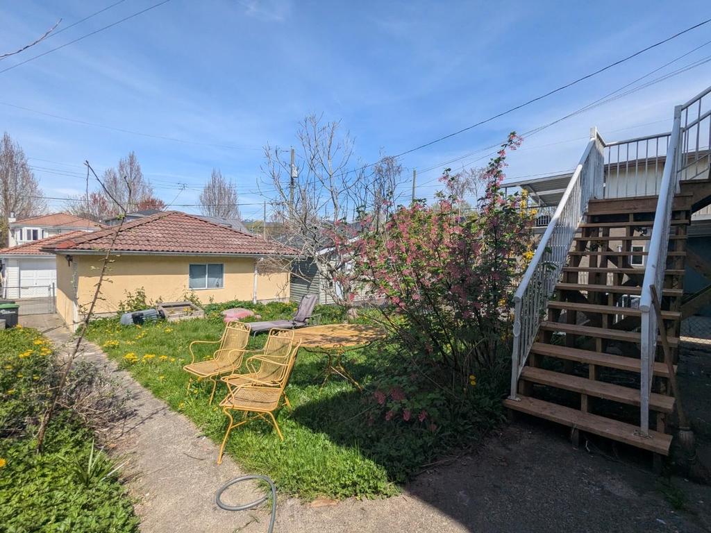 Listing Image for R3110458