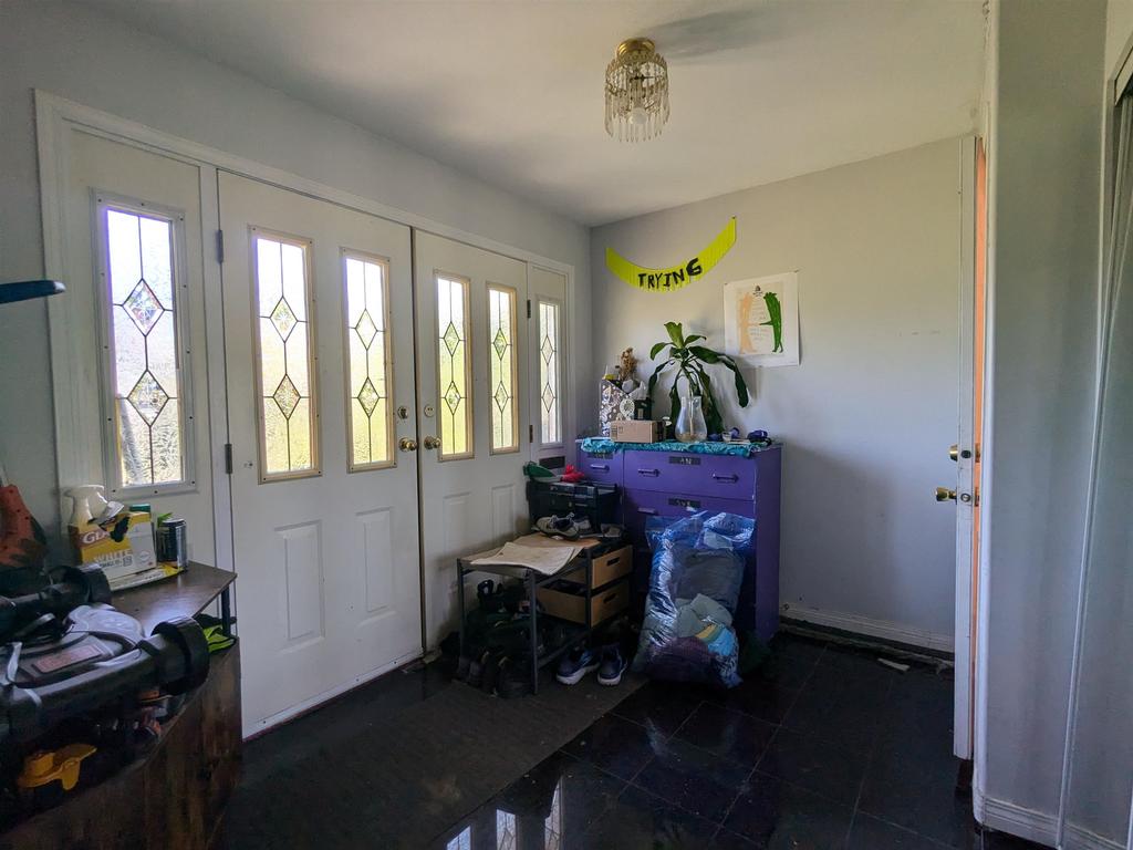 Listing Image for R3110458