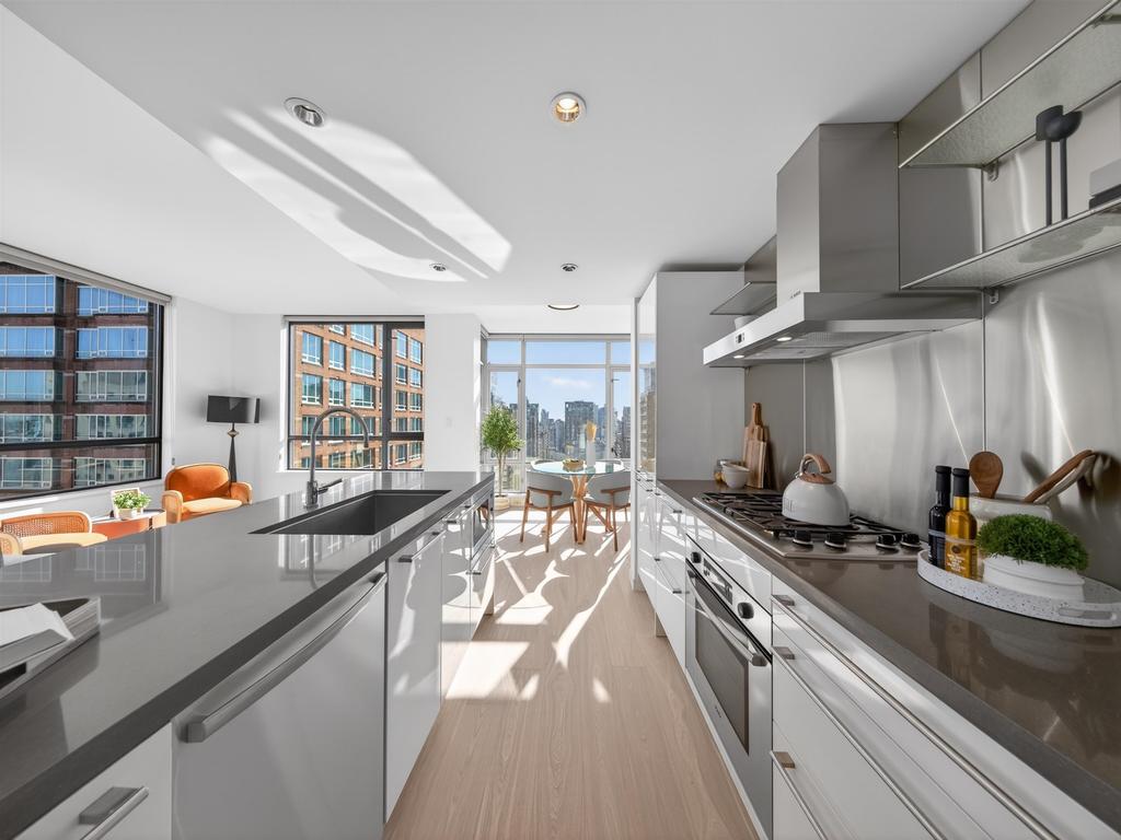 Listing Image for R3110464