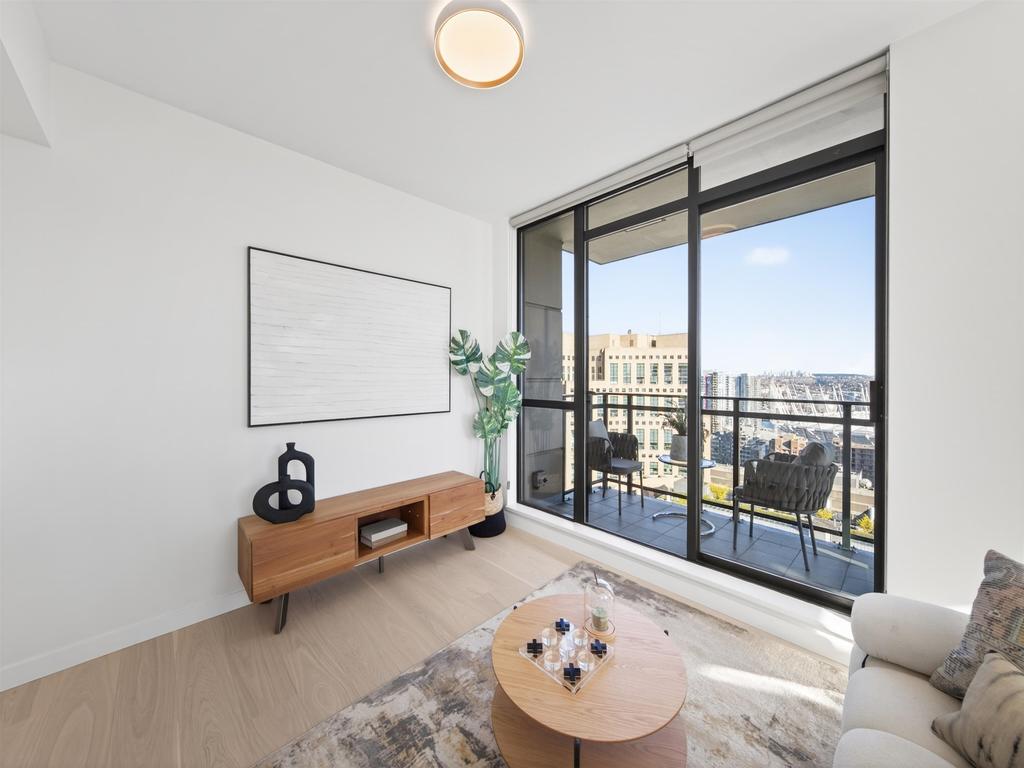 Listing Image for R3110464