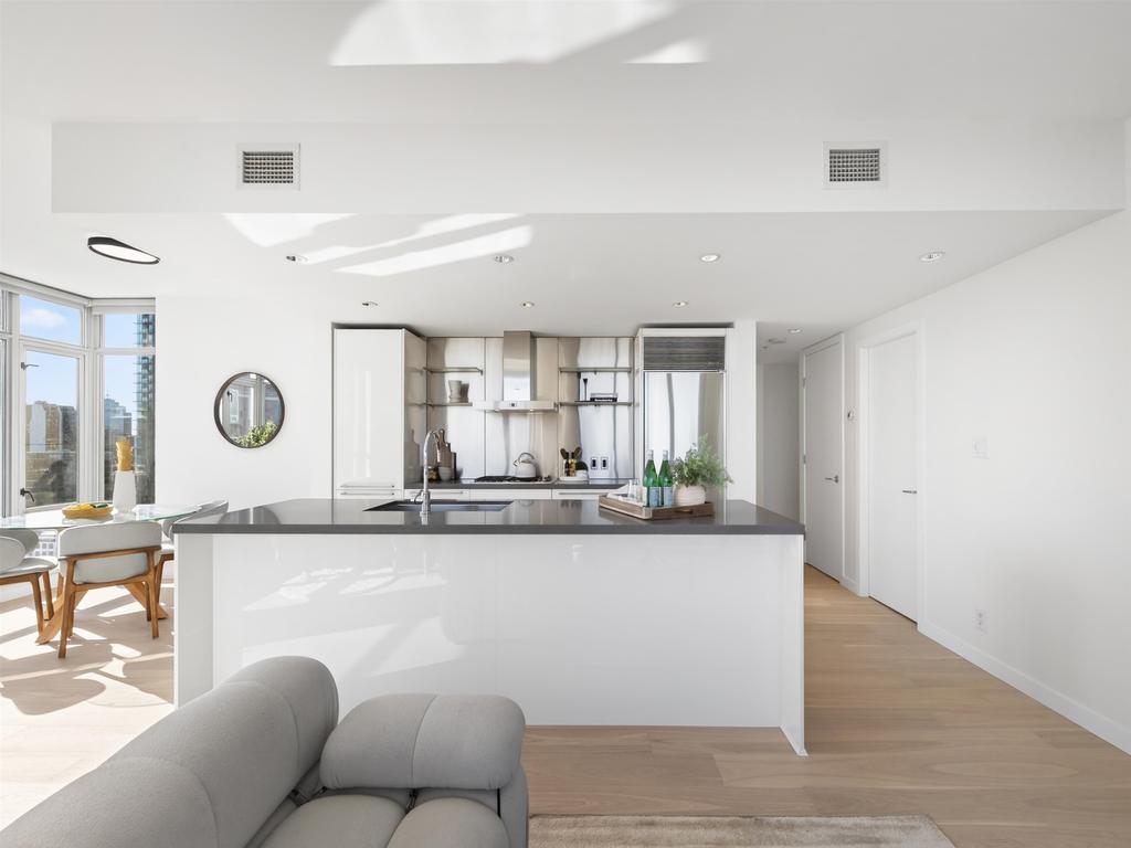 Listing Image for R3110464