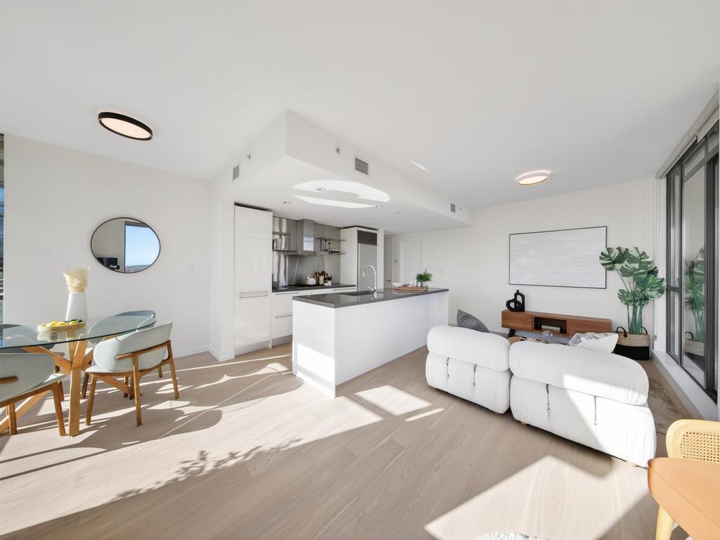 Listing Image for R3110464