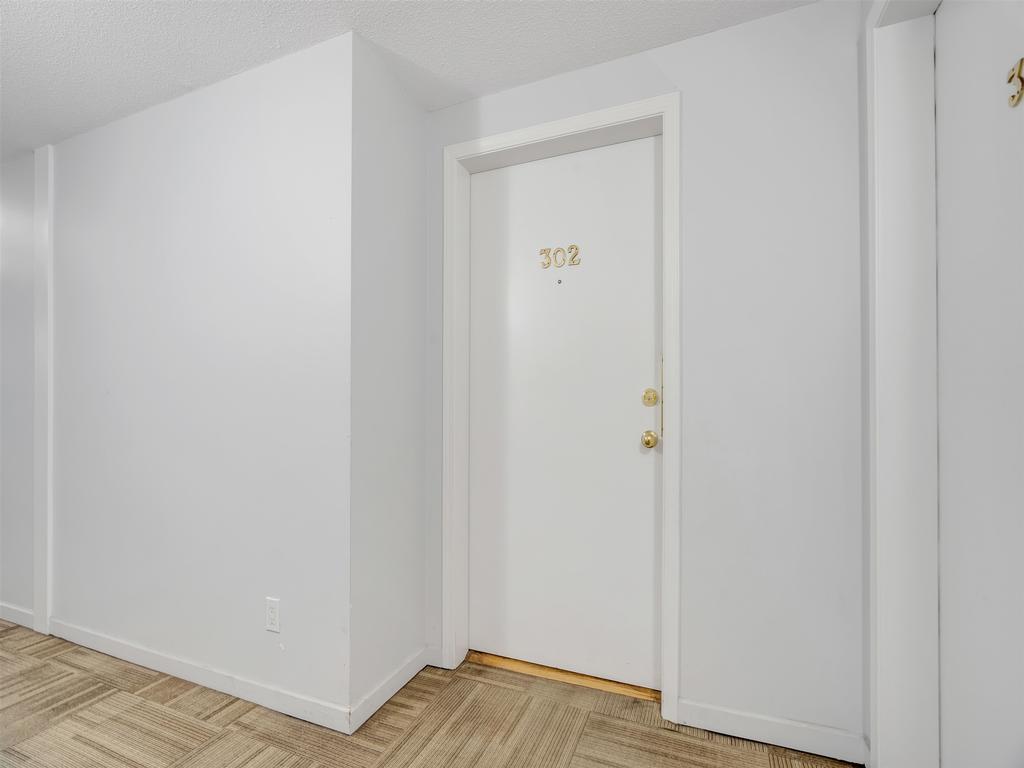 Listing Image for R3110467