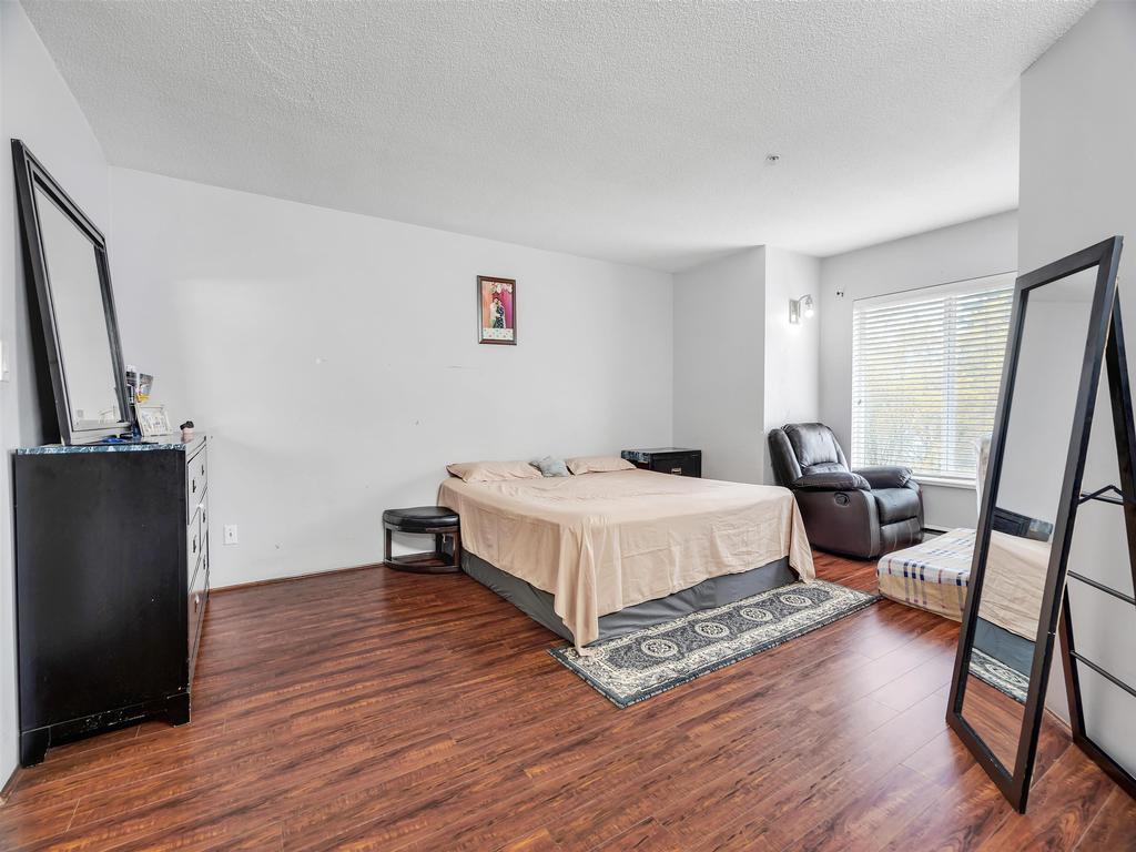 Listing Image for R3110467