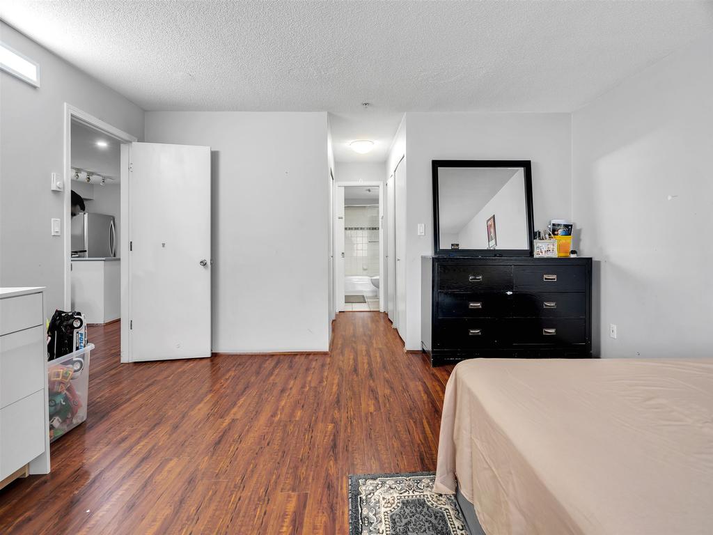 Listing Image for R3110467