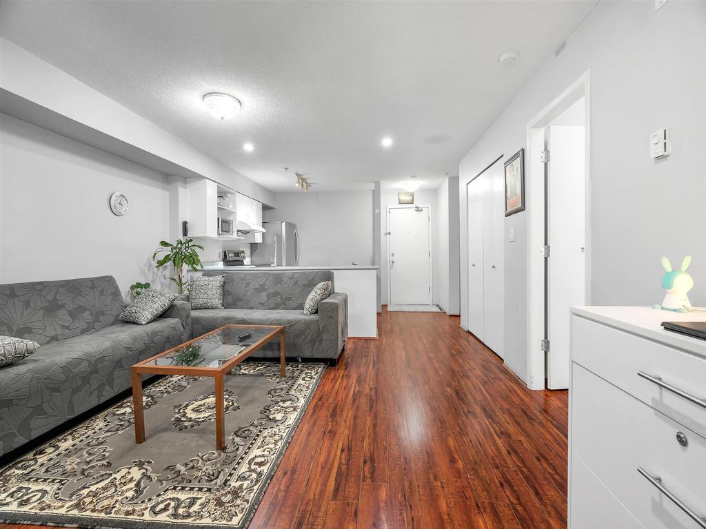 Listing Image for R3110467