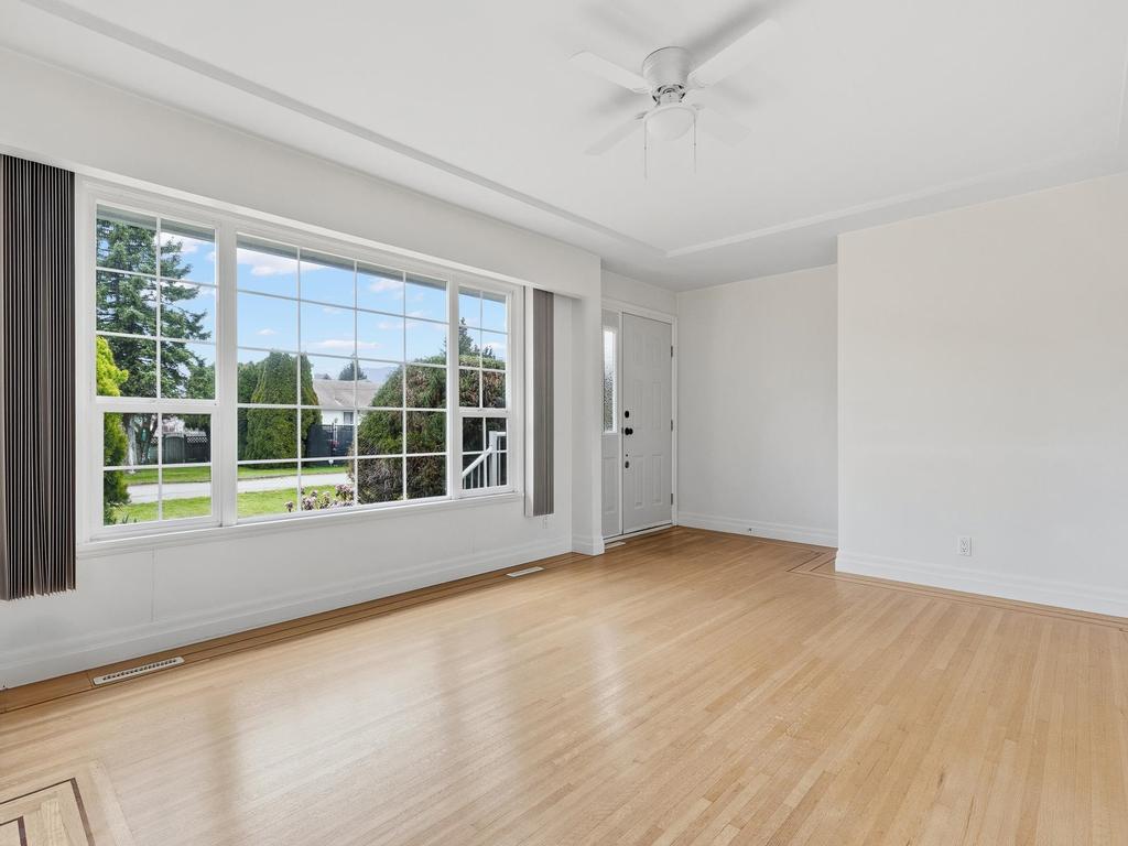 Listing Image for R3110478