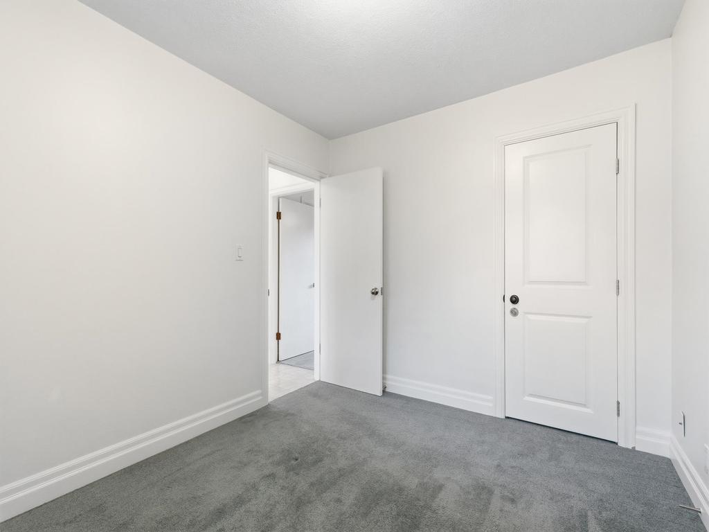 Listing Image for R3110478