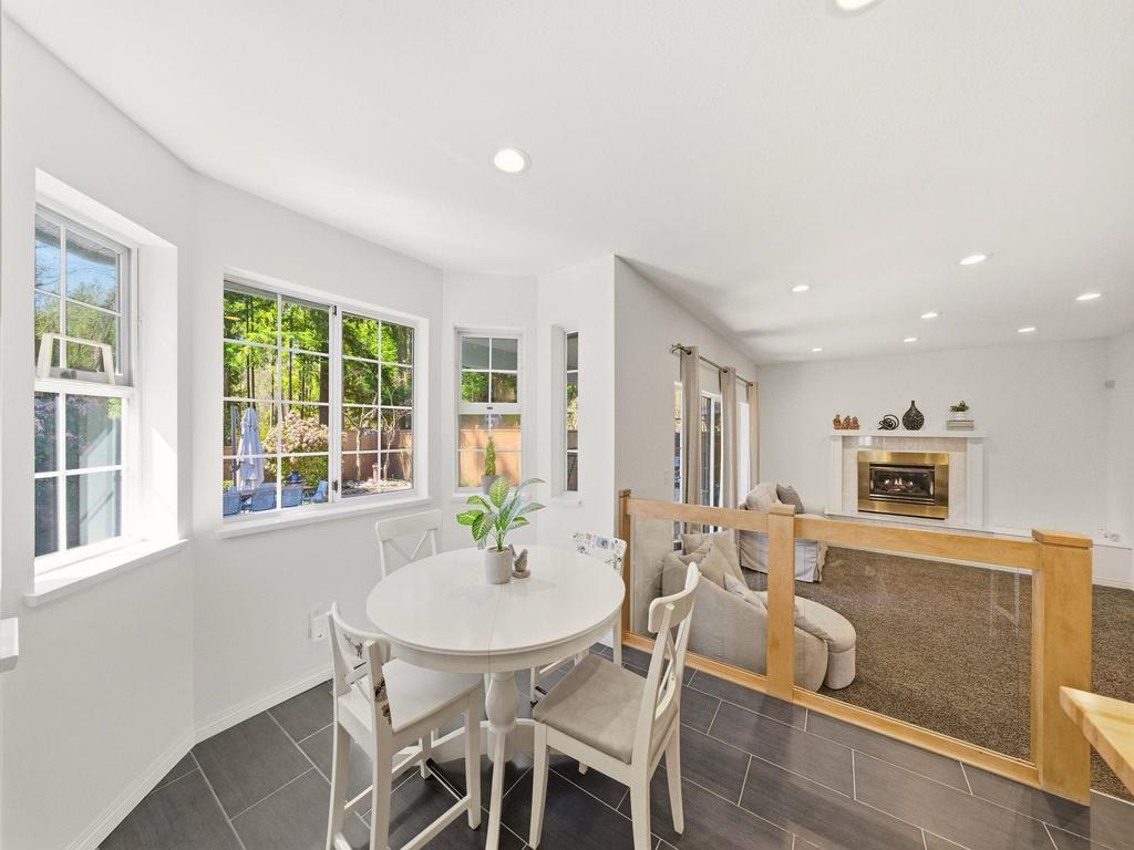 Listing Image for R3110489