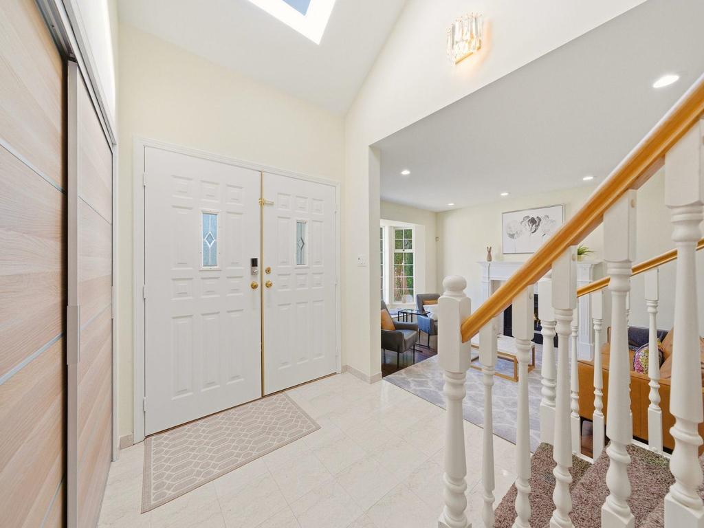 Listing Image for R3110489