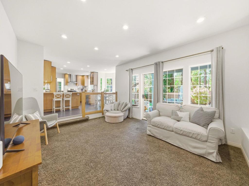 Listing Image for R3110489