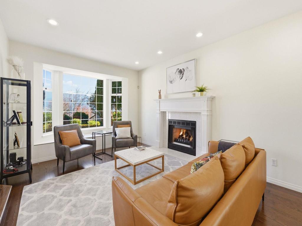 Listing Image for R3110489