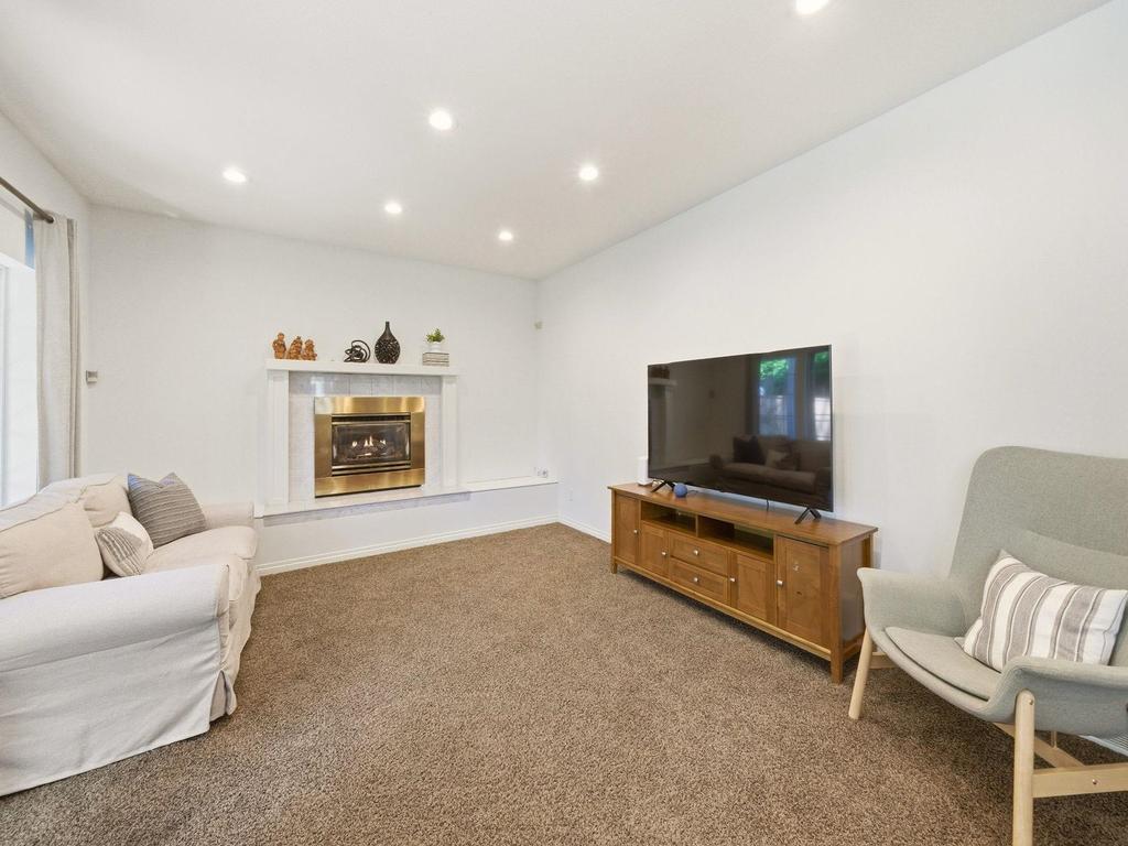 Listing Image for R3110489