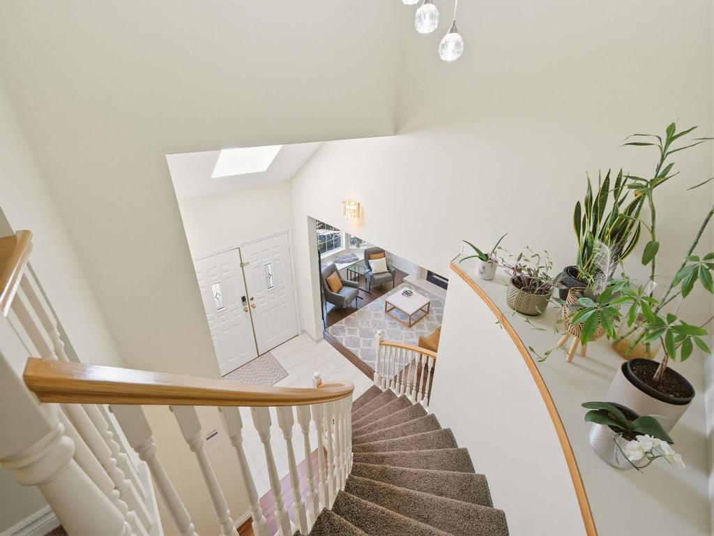 Listing Image for R3110489