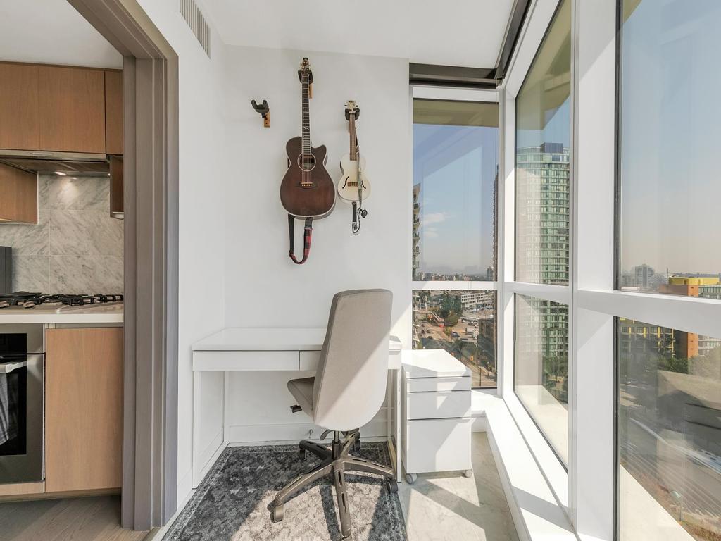 Listing Image for R3110493