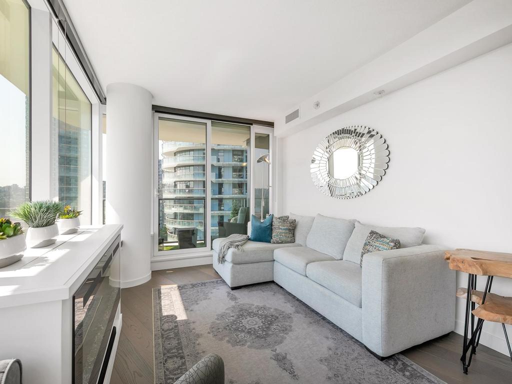 Listing Image for R3110493