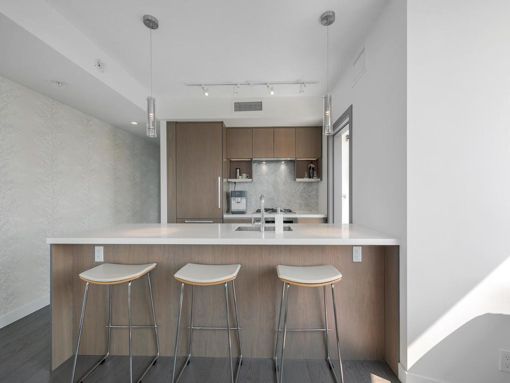 Listing Image for R3110493