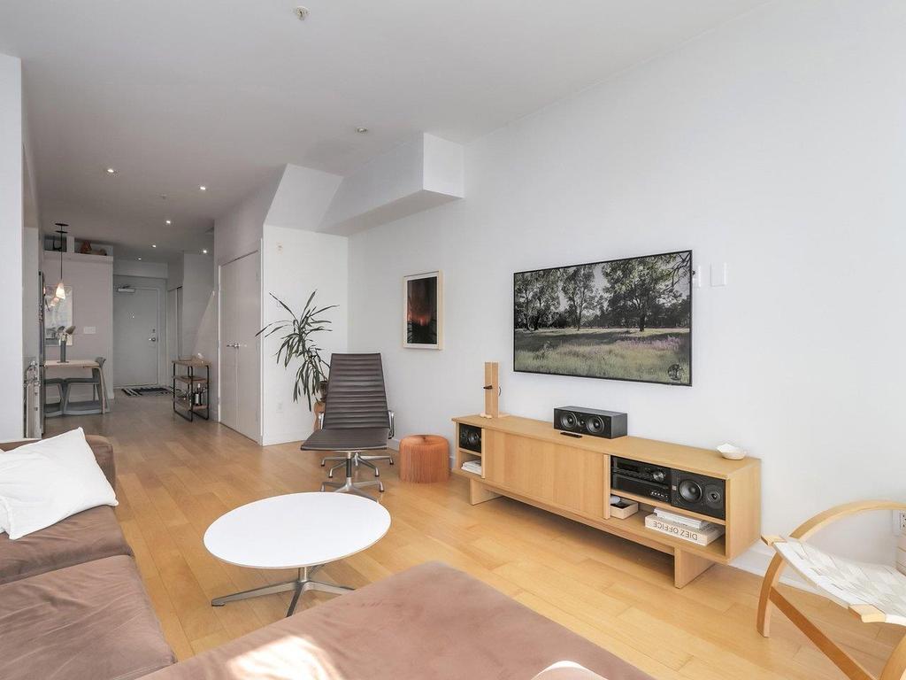 Listing Image for R3110495