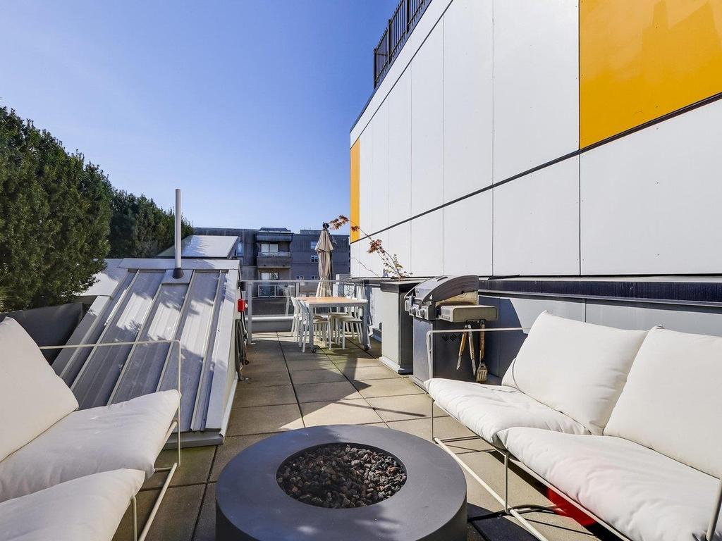 Listing Image for R3110495