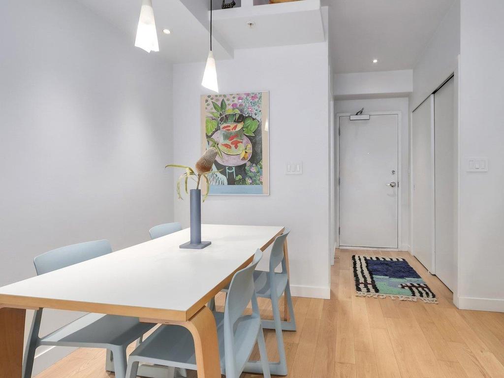 Listing Image for R3110495