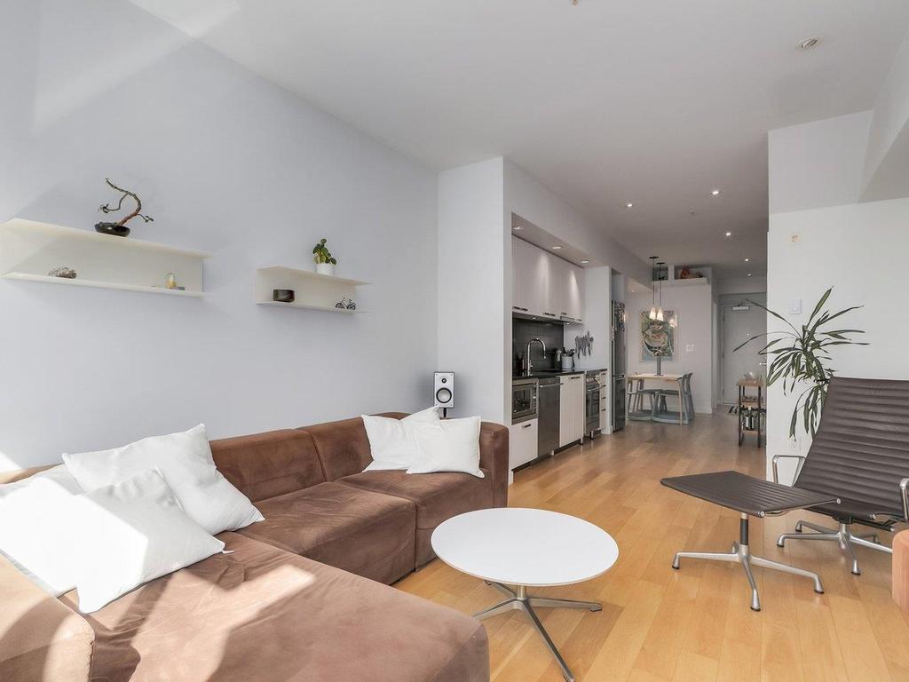 Listing Image for R3110495