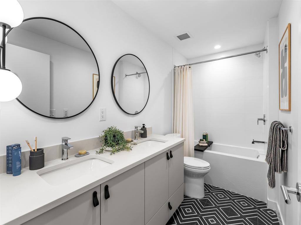 Listing Image for R3110508