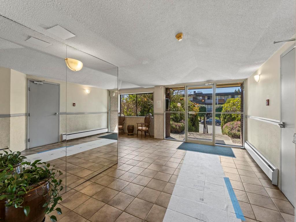 Listing Image for R3110529