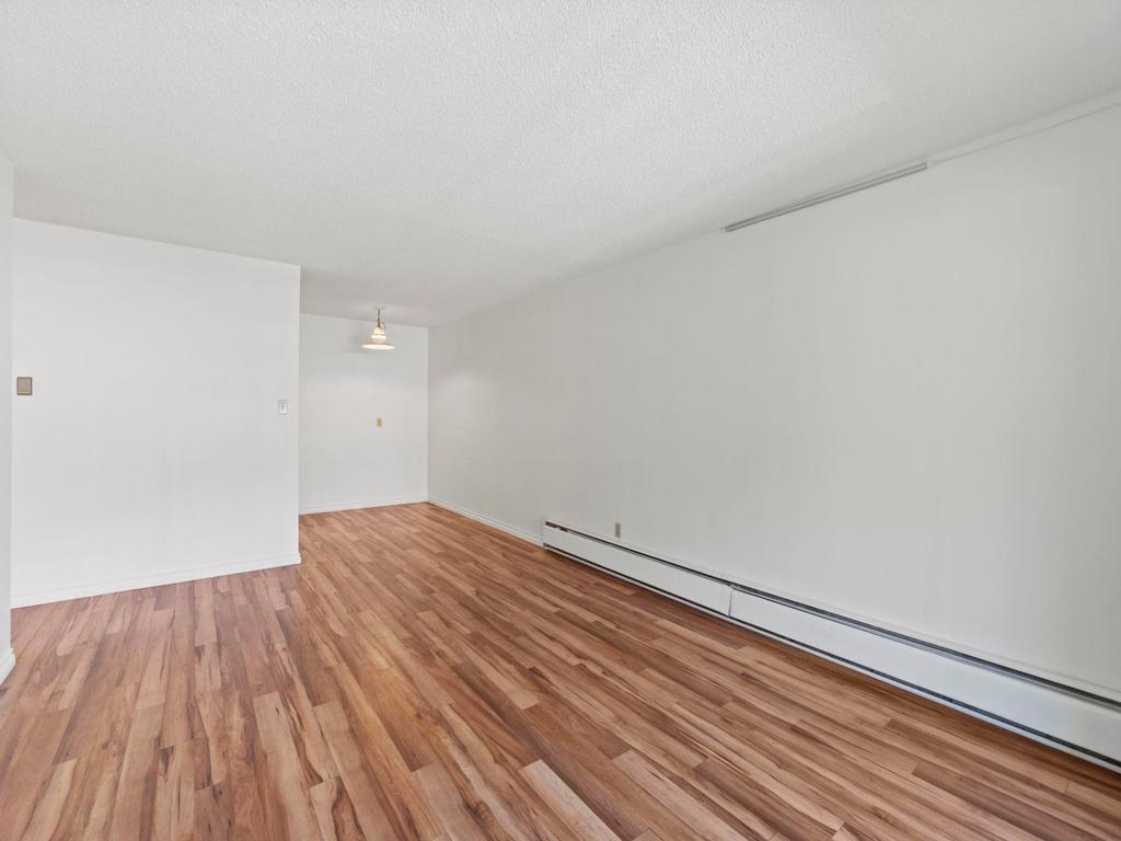 Listing Image for R3110529