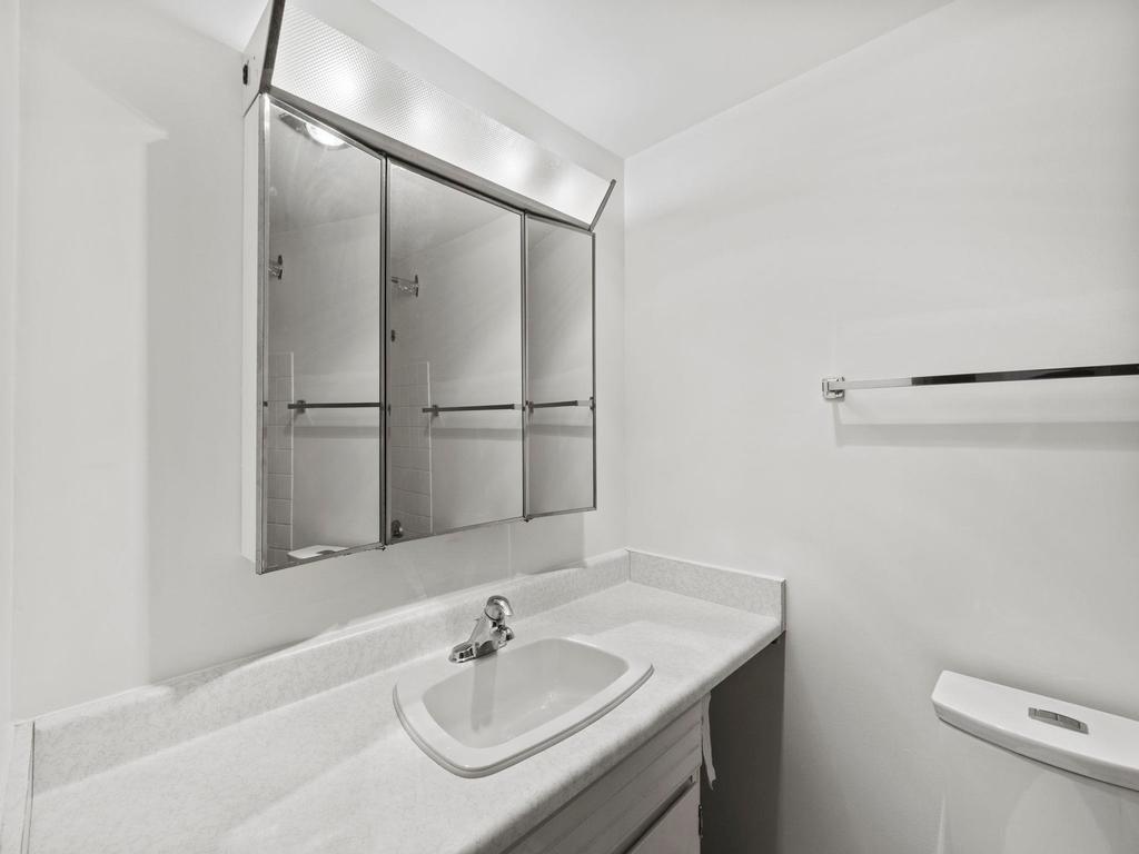 Listing Image for R3110529