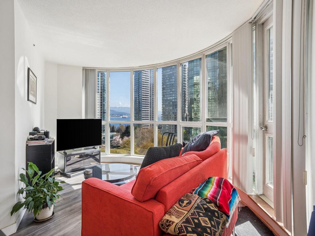 Listing Image for R3110545