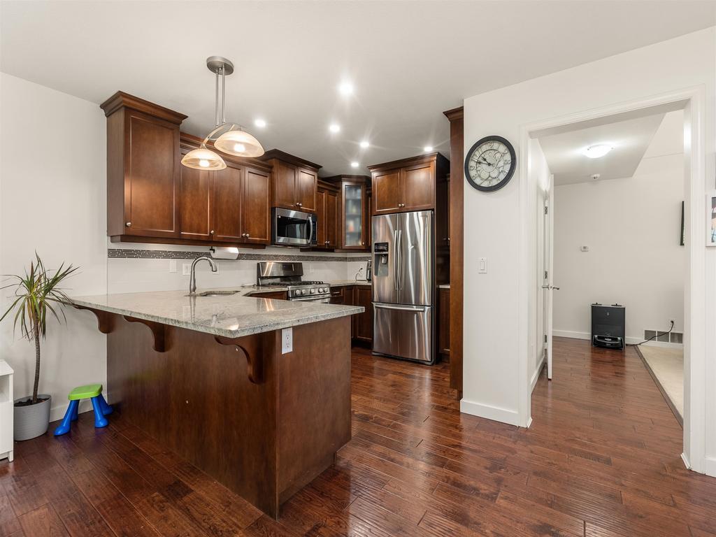 Listing Image for R3110555