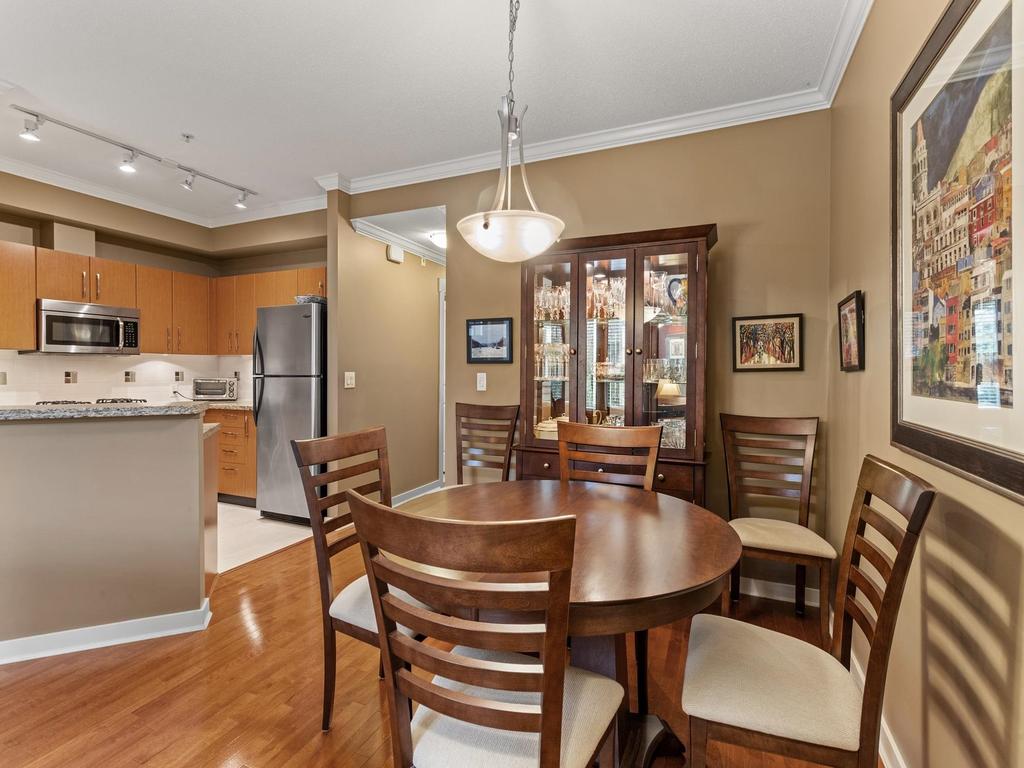 Listing Image for R3110571