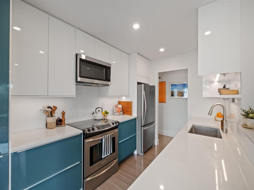 Listing Image for R3110572